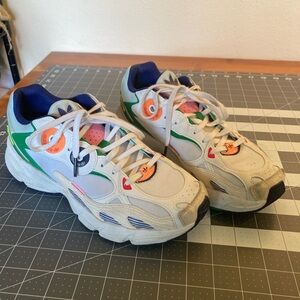 Adidas Astir 8